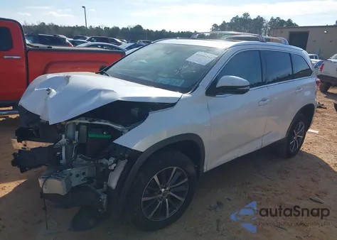 2019 Toyota Highlander Xle from USA, damaged, VIN 5TDKZRFH0KS356528